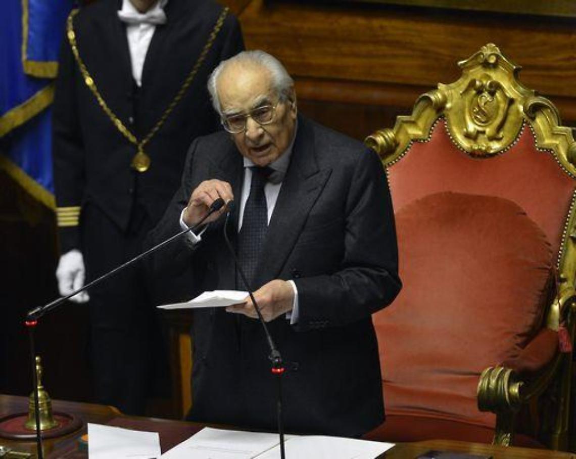 Senato/ Prima votazione a vuoto, 247 schede bianche