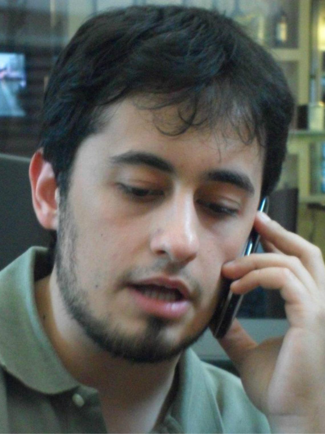 Bersani propone Marini al Quirinale<br/>e i giovani PD occupano la sede per protesta