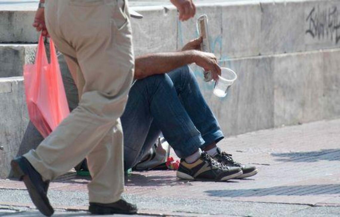 Confcommercio/In Italia 4,2 mln famiglie non arrivano a fine mese