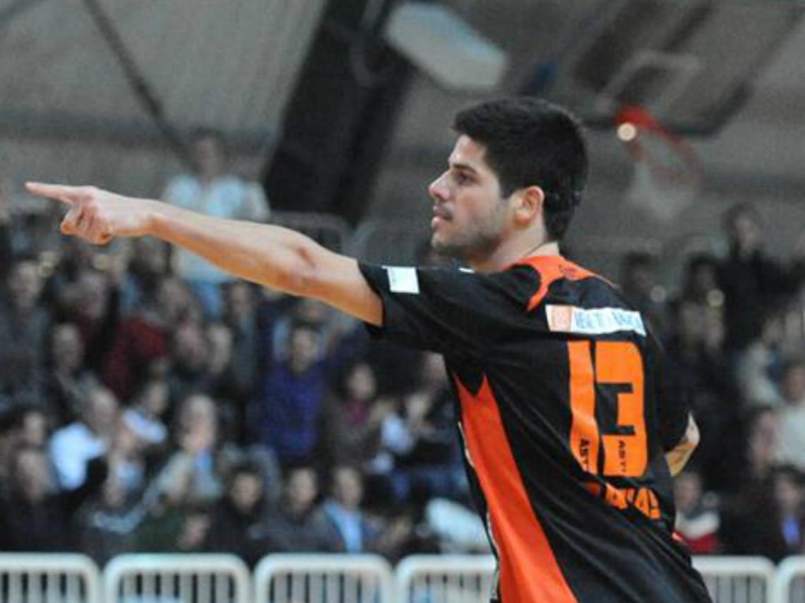 Orange infiniti, rimonta contro la Marca