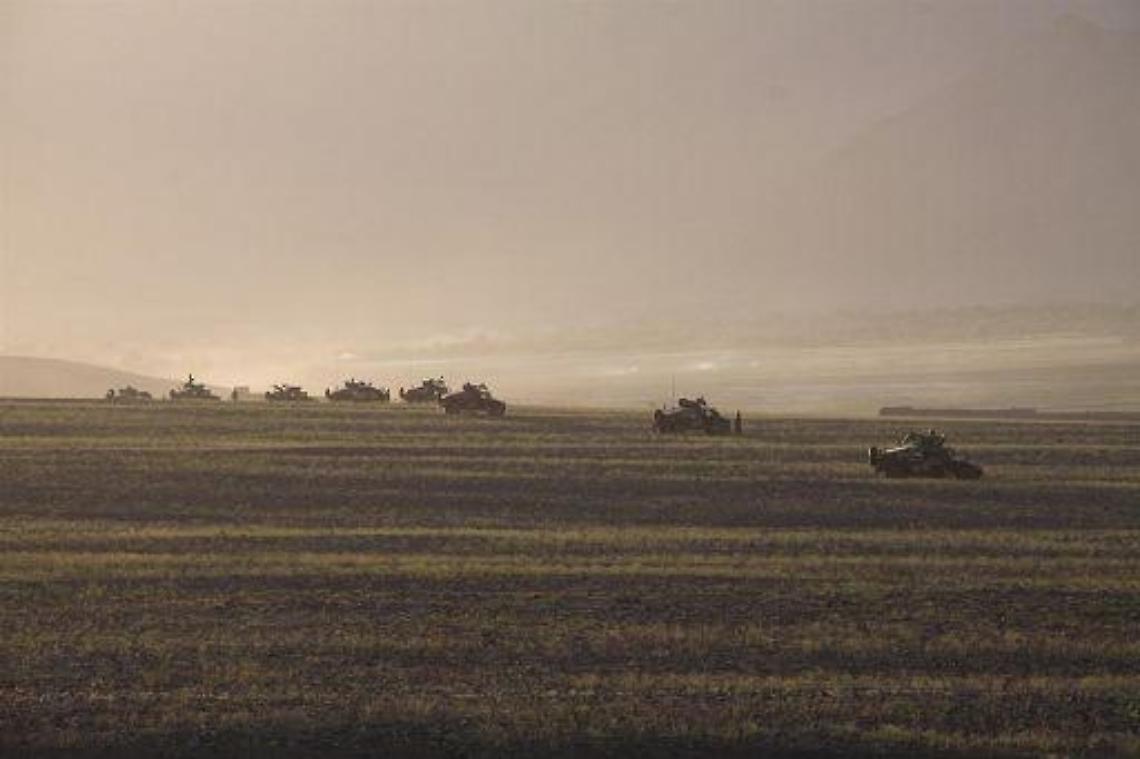 Afghanistan/ Ordigno contro blindato italiano, due feriti