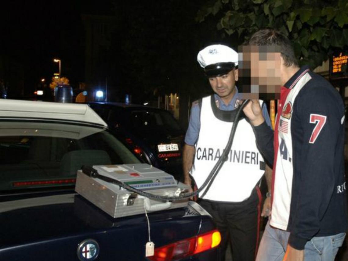 Alcool e droga alla guida: neopatentati astigiani denunciati nel weekend ad Alba