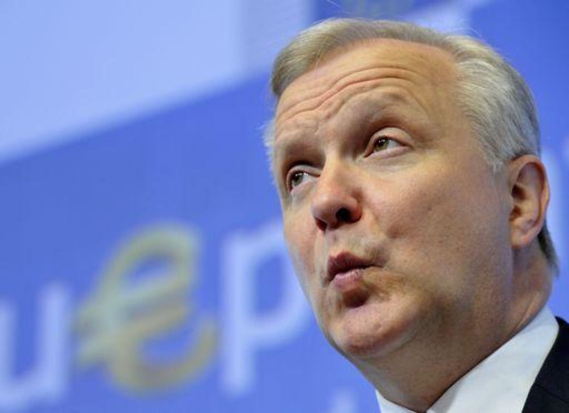 Borsa/ Milano chiude in netto rialzo +1,55%, spread sotto 260