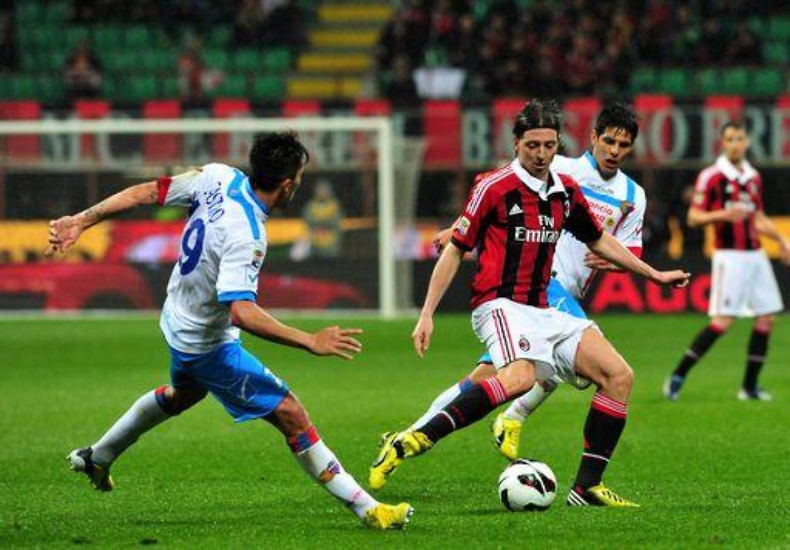 Calcio/ Milan: guaio Montolivo, stagione finita