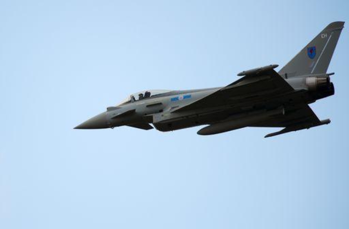 Gb/ Aereo pachistano dirottato a Stansted,arrestati 2 passeggeri