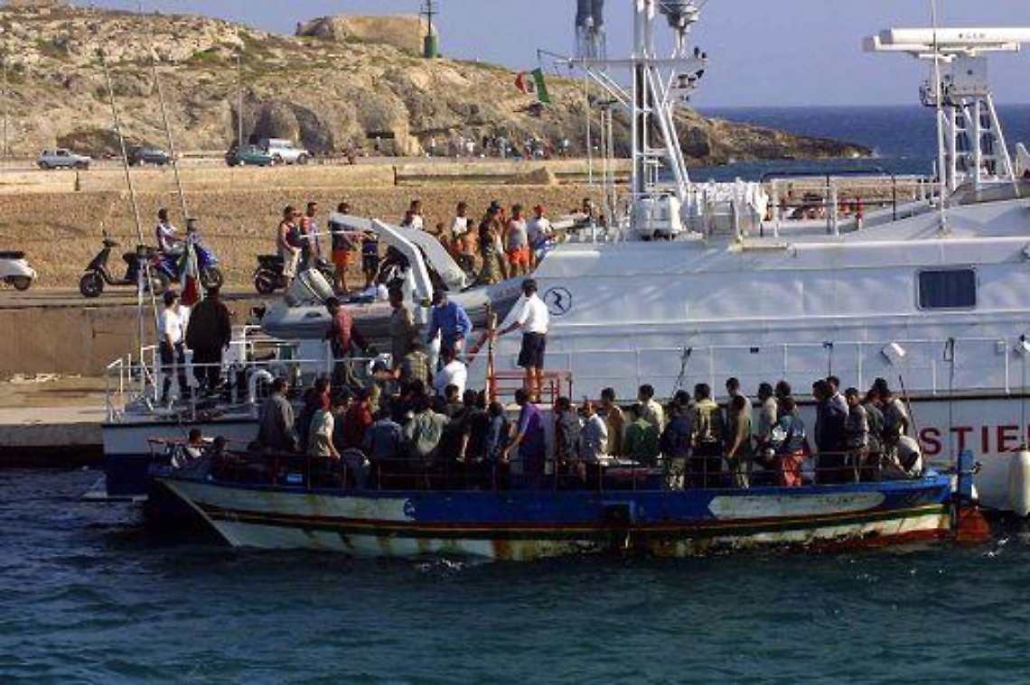 Immigrati/ Soccorsi 120 da ieri,a Reggio C. in 43 con un neonato