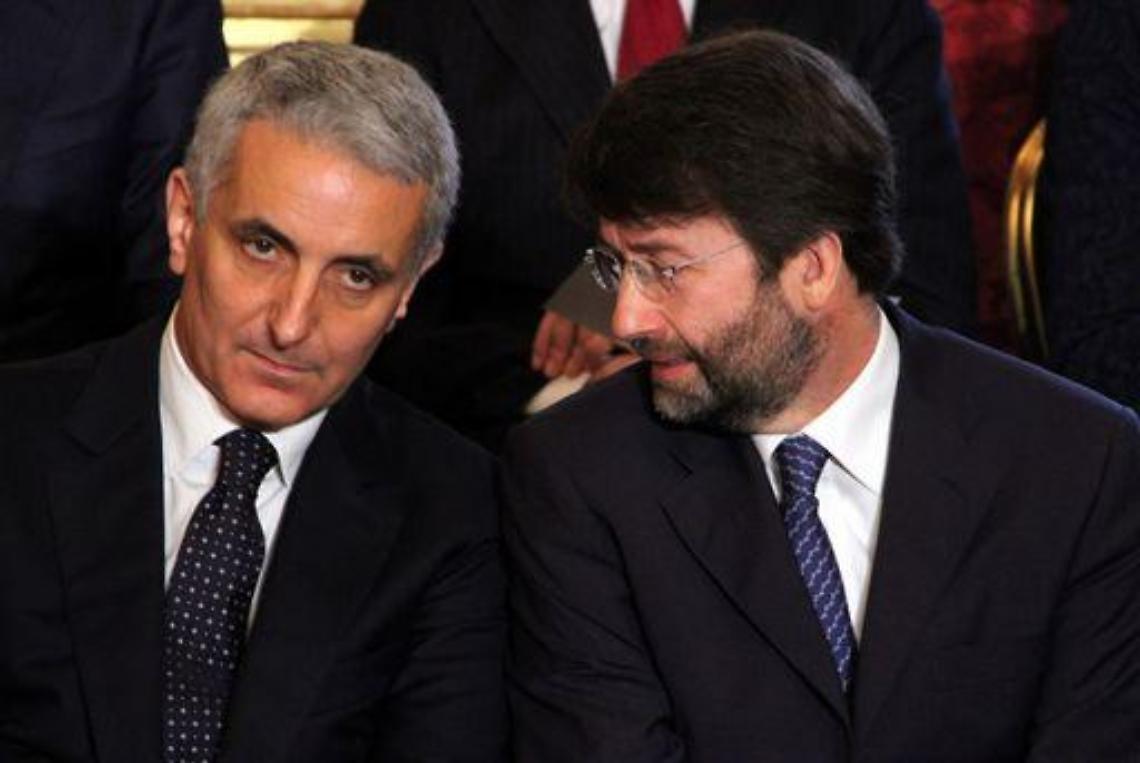 L.elettorale/Mozione maggioranza: Nessun riferimento a modifiche