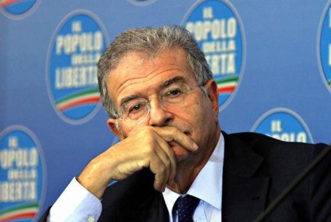 Mediaset/ Cicchitto: Non faremo ricadere conseguenze sul governo