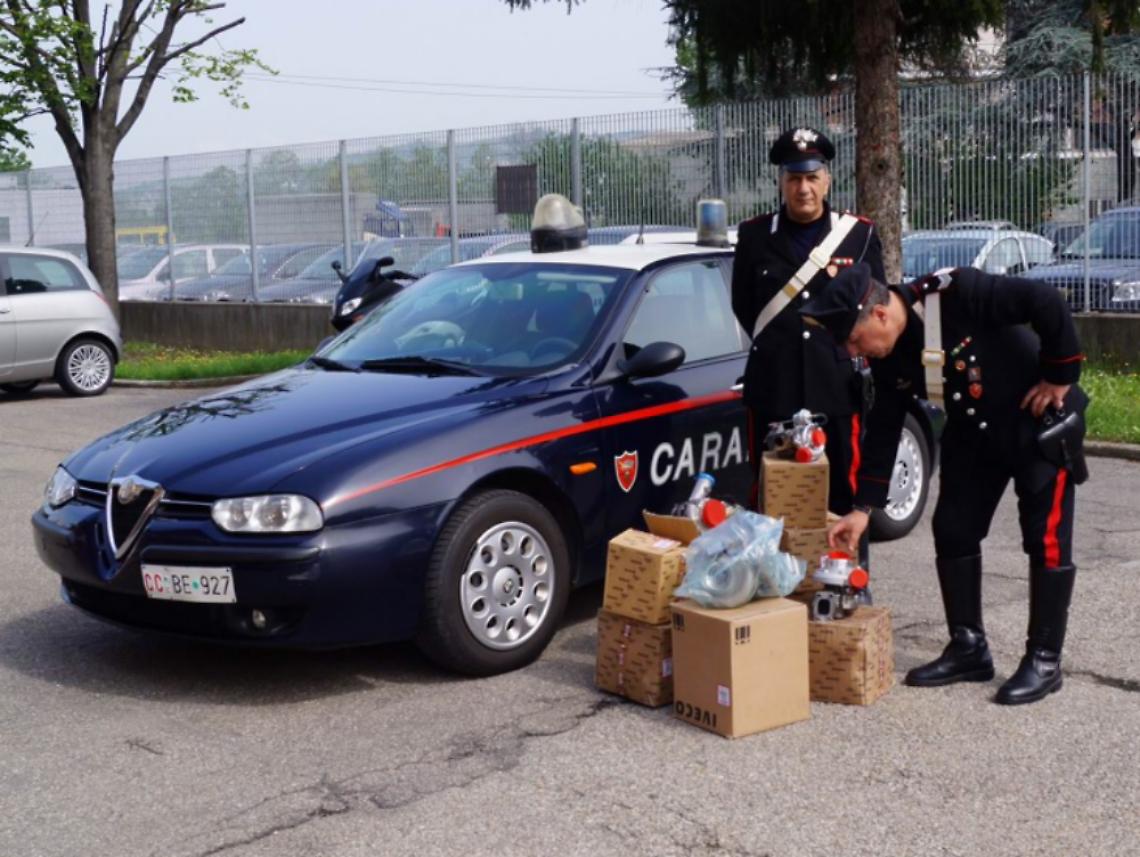 Operaio, aveva 10 mila euro di turbine<br/>nel cofano: fermato dai carabinieri