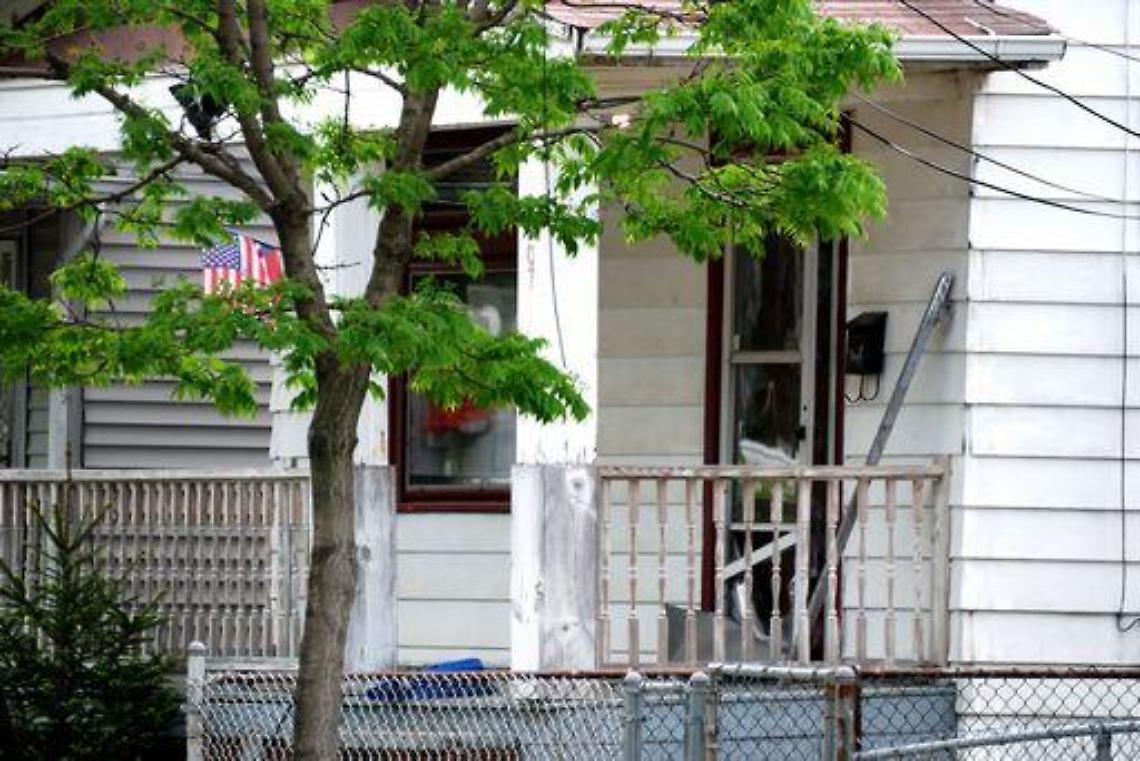 Usa/ Cleveland, trovate catene e corde a casa del rapitore
