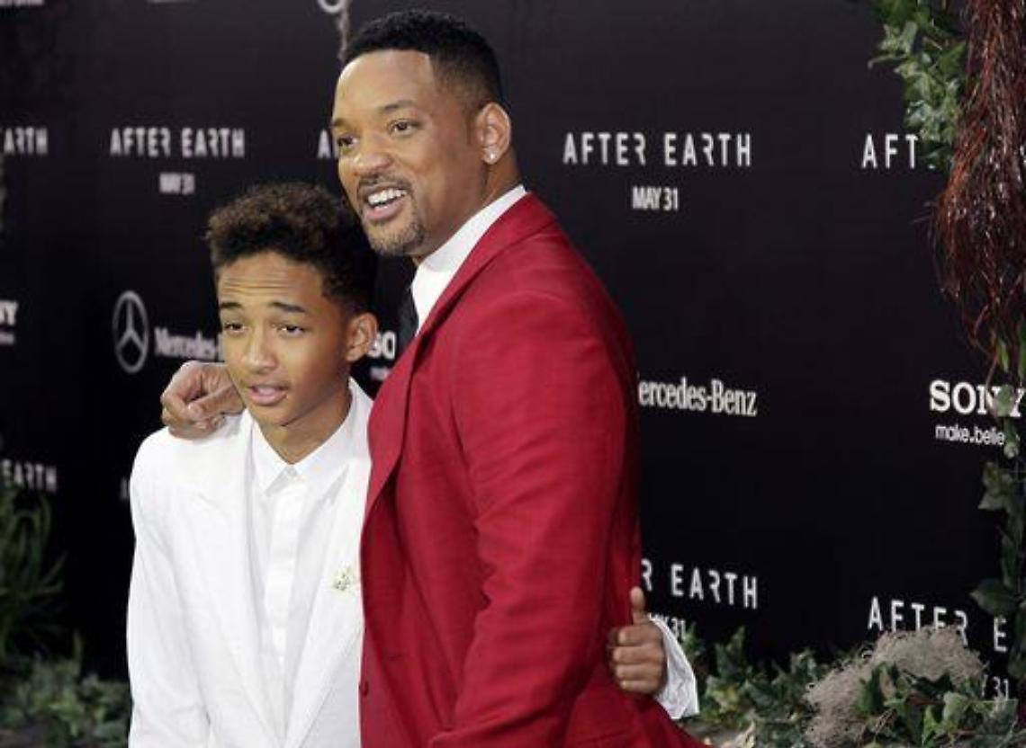Cinema/ Torna la coppia Will e Jaden Smith in "After Earth"