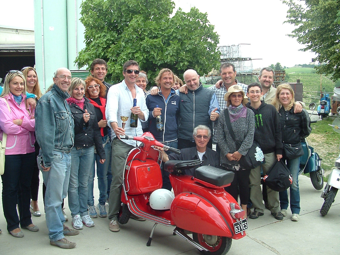 Domenica c&egrave; Canelli in Vespa