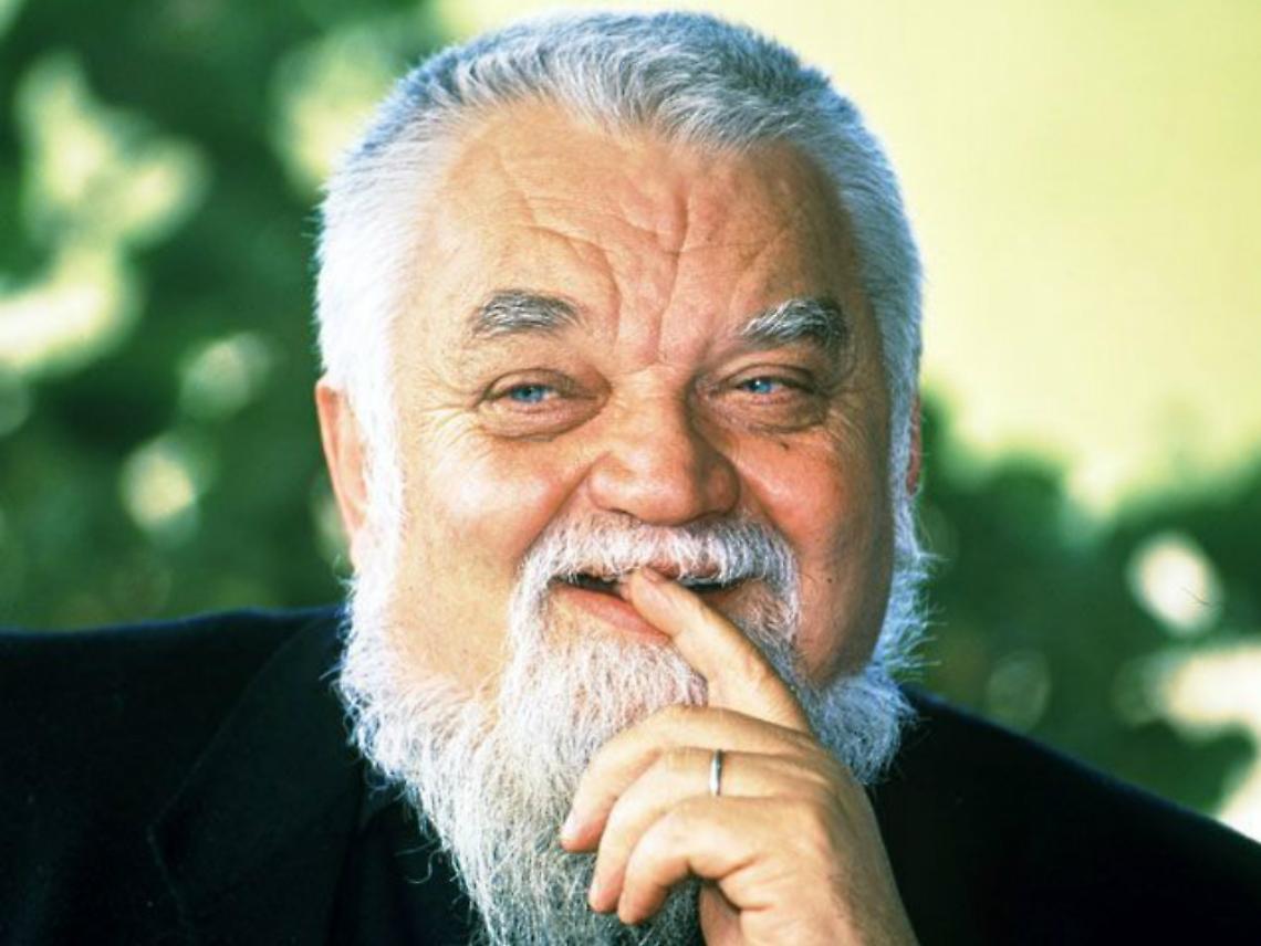 Francesco sogna una chiesa nuova<br/>Enzo Bianchi apre Passepartout