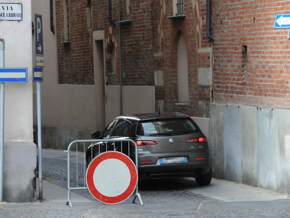 La pedonalizzazione di piazza Roma?<br/>Poca informazione tra cittadini e commercianti