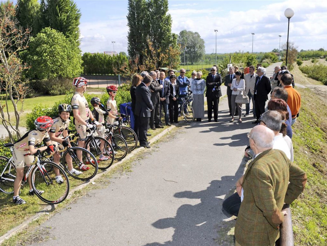 Sabato si fa sport nel parco sul Lungotanaro