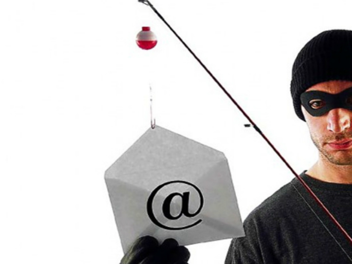 Lavorava come autotrasportatore in provincia di Asti e truffava via internet