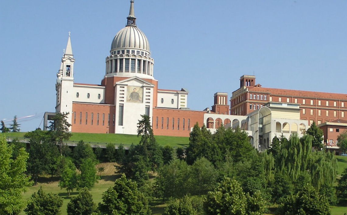 1200 giovani per la messa al Colle don Bosco