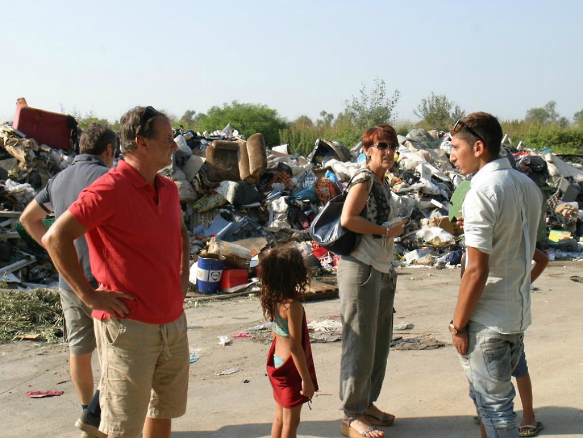 Campo Rom di via Guerra, <br/>emergenza rifiuti e problemi all'acqua