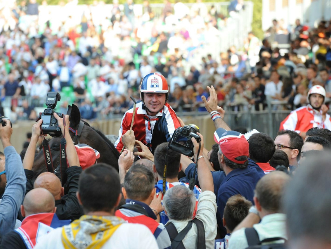 &laquo;I campioni della piazza siamo noi&raquo;<br/>Spandonaro: solidali a S.M. Nuova