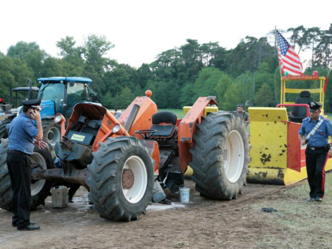 Nove feriti nel Vicentino per l'esplosione di un trattore durante una sagra