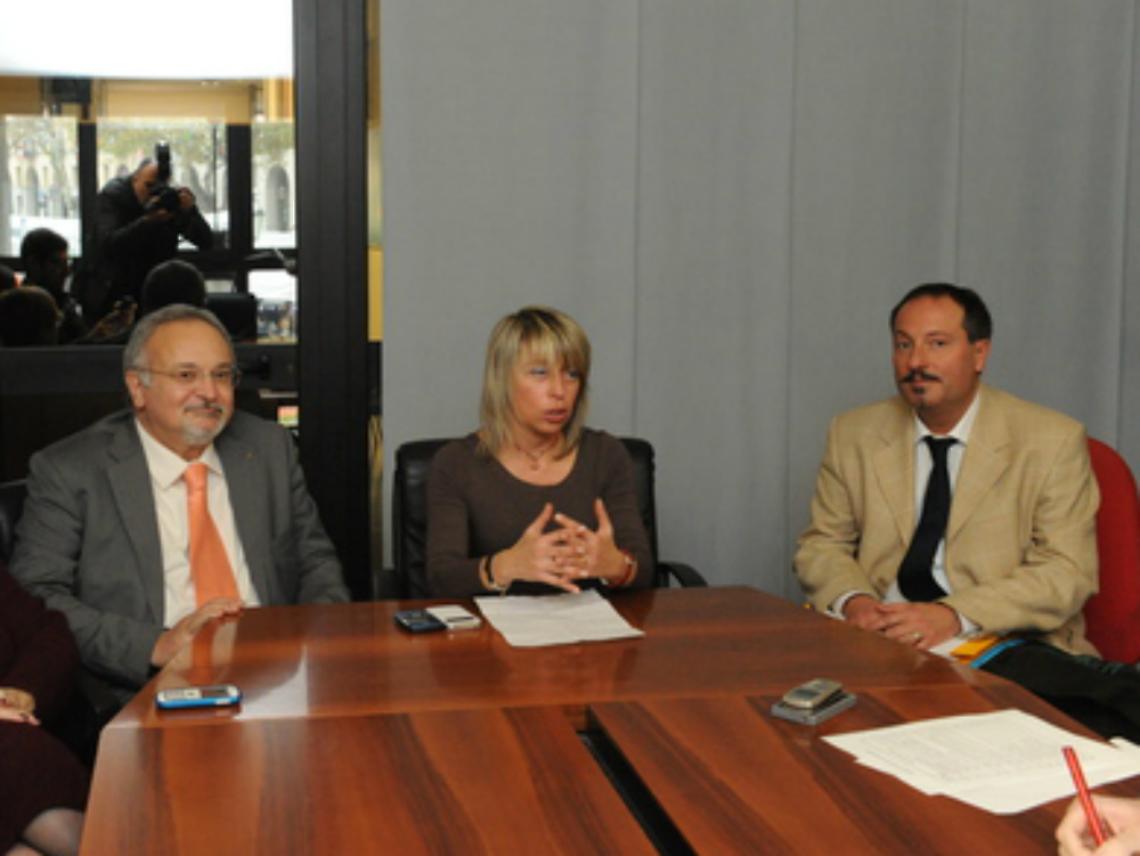 Lezioni e un concorso per arginare la violenza