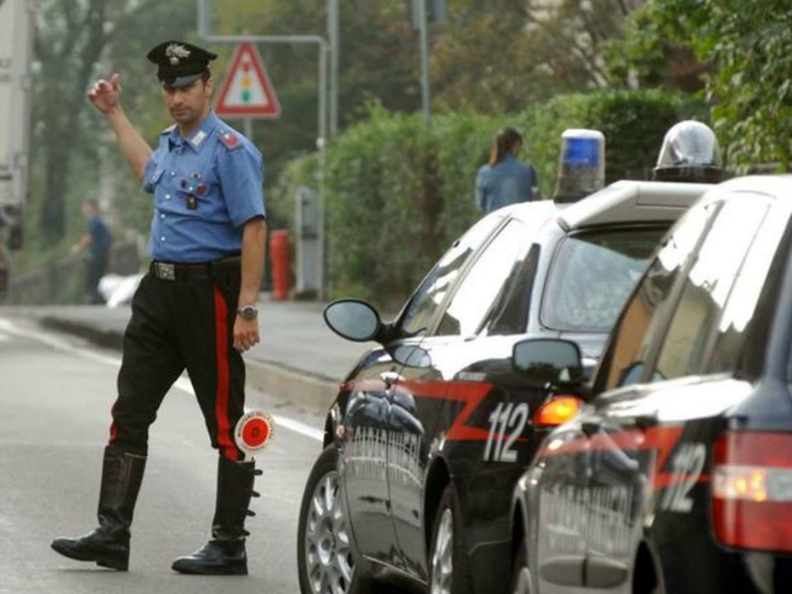 Esce di strada ad Asti Ovest,<br/>era alticcio e aveva fumato cannabis