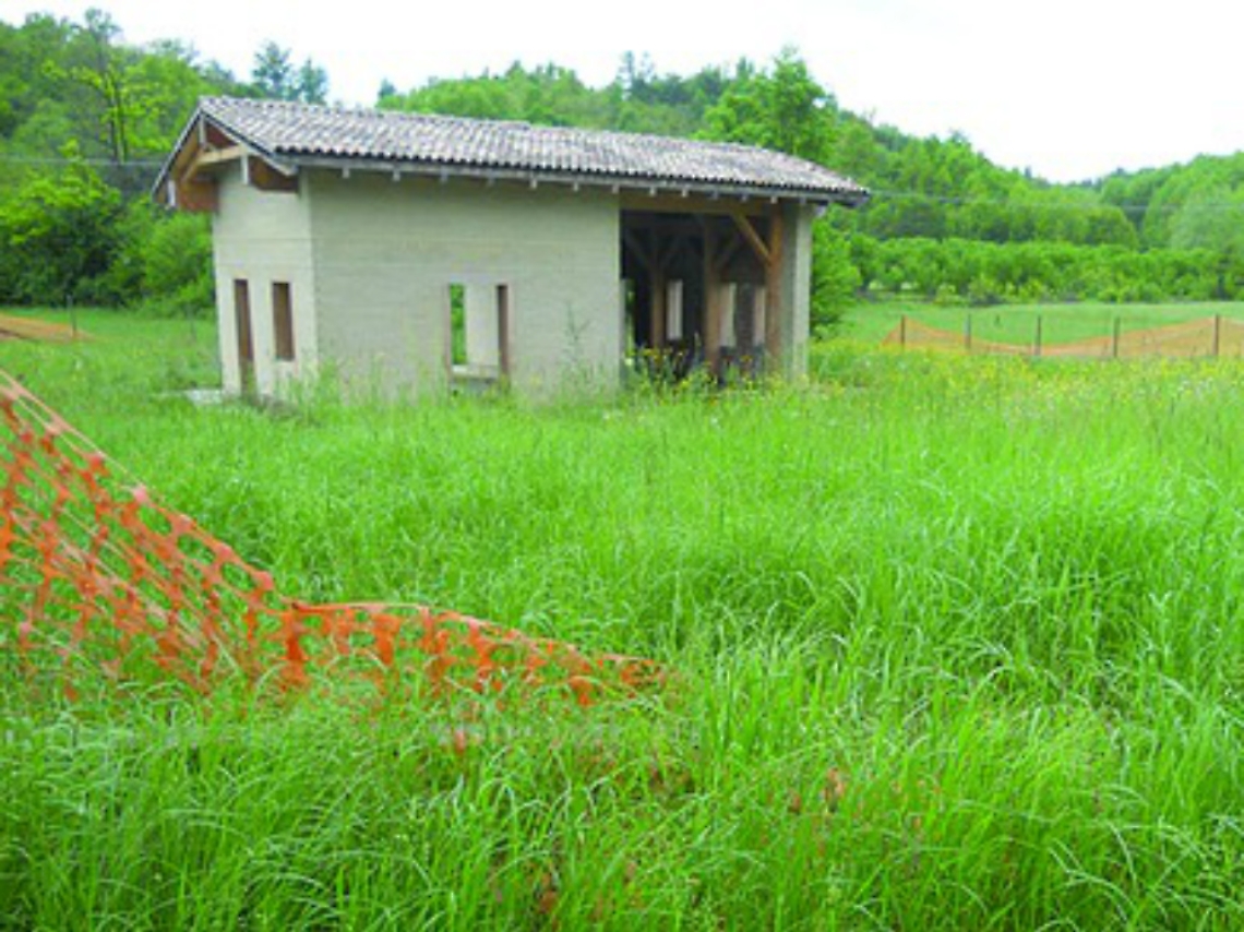 La casetta mai finita dall'Ente Parchi<br/>&laquo;Doveva accogliere i turisti&raquo;
