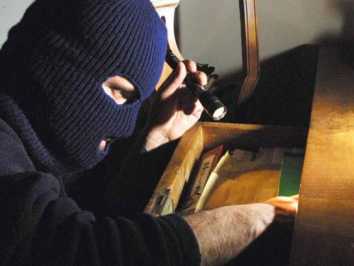 Maxi furto al magazzino "Fava&amp;Scarzella"