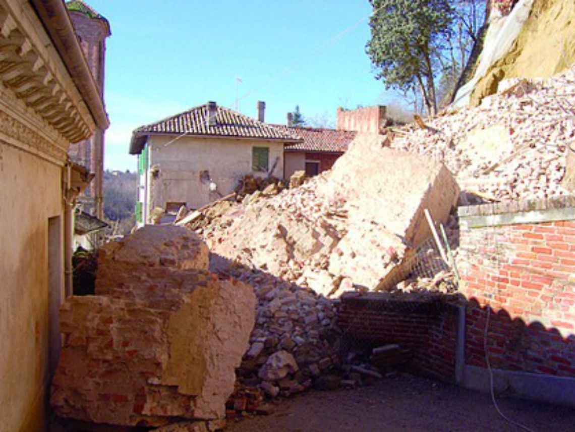 Frinco: soldi per le macerie<br/>e la messa in sicurezza dopo il crollo
