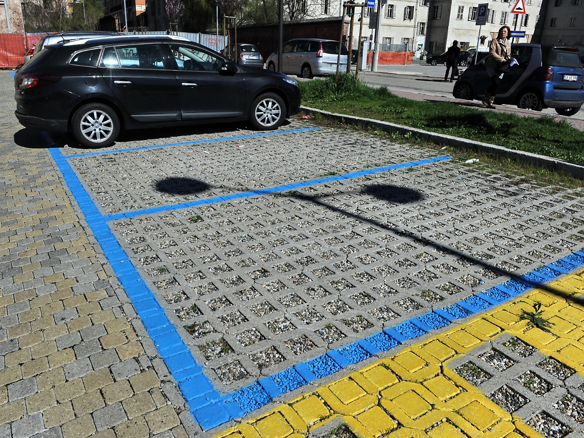 Tribunale: &laquo;I parcheggi a pagamento<br/>sono solo una nuova "imposta"&raquo;