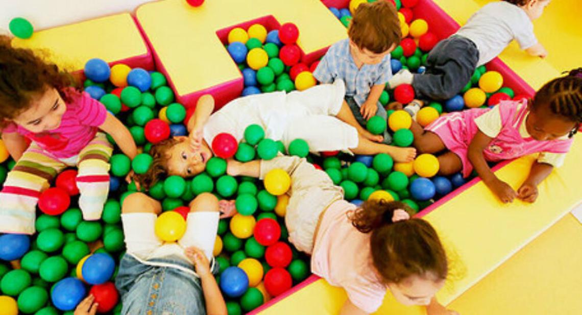 Conferenza e mostra per i 40 anni dei "nidi"