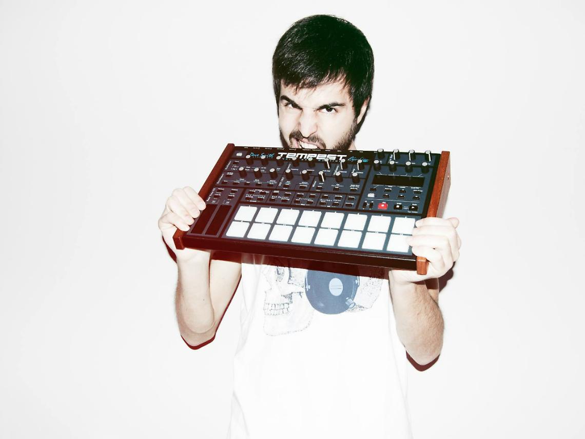 Raf Dask in cattedra a Cipro<br/>Lezioni sul suono e djset