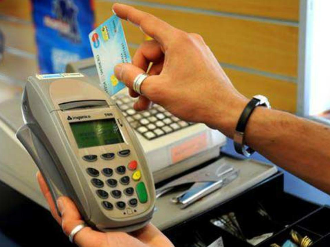 Pos obbligatorio, i negozianti astigiani:<br/>&laquo;Rischiamo di perderci troppo&raquo;