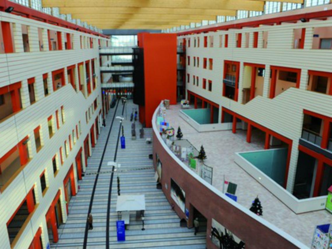 In ospedale alle 5 per i biglietti del "tempo zero". Interpellanza della Cotto