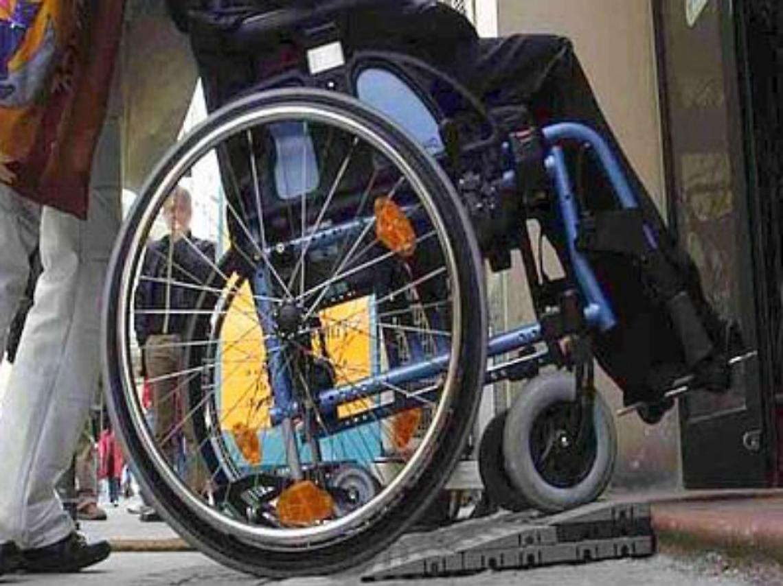 Disabili: manca un servizio "taxi"