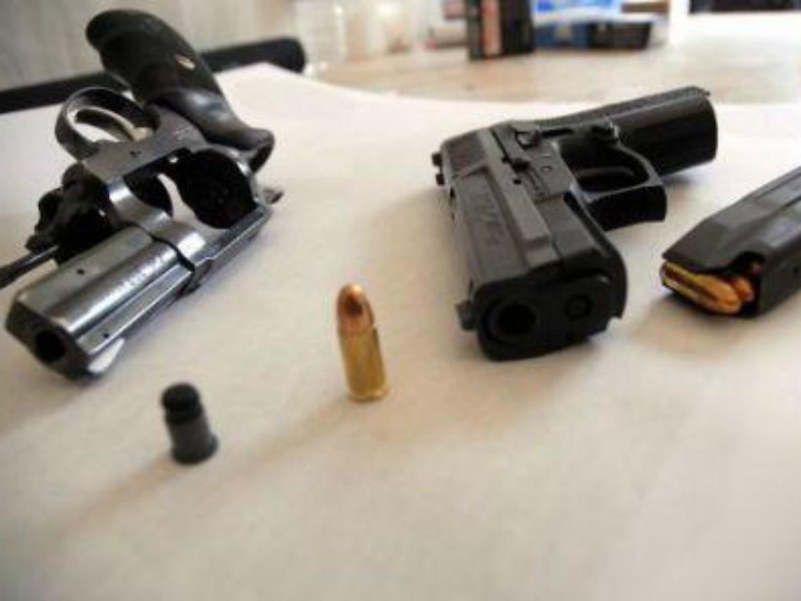 Obbligo di certificato medico per i detentori d'armi regolarmente denunciate