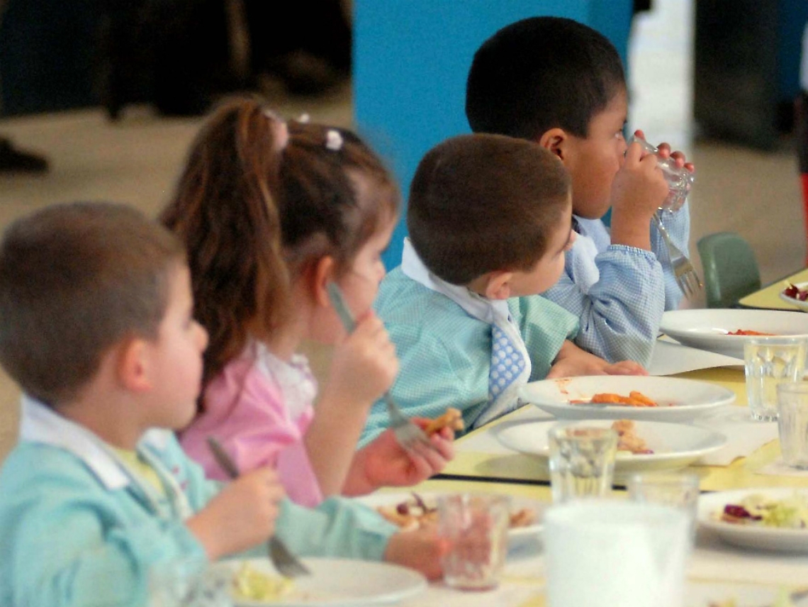 Mensa scolastica: protesta per il cibo<br/>Il dirigente: &laquo;Nessuno si &egrave; lamentato&raquo;