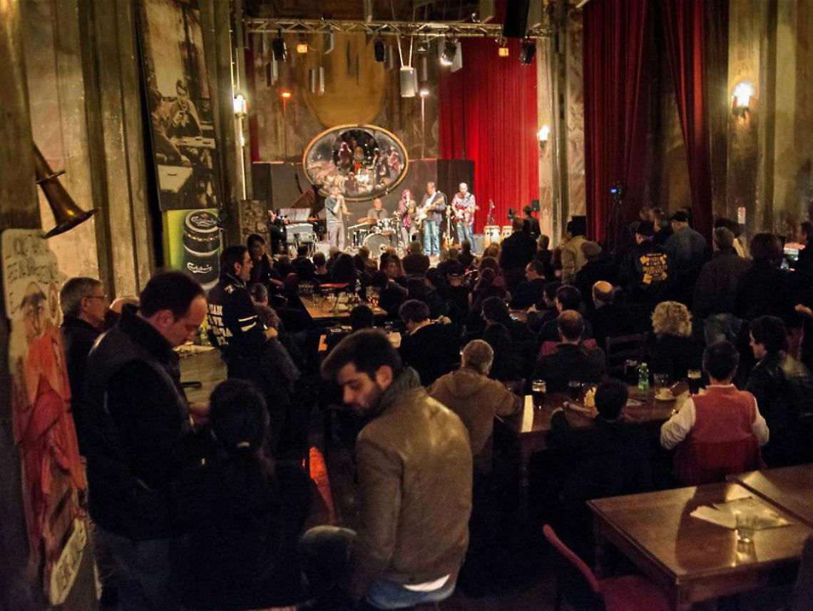 Convocata l'assemblea pubblica<br/>per discutere il futuro del Diavolo Rosso