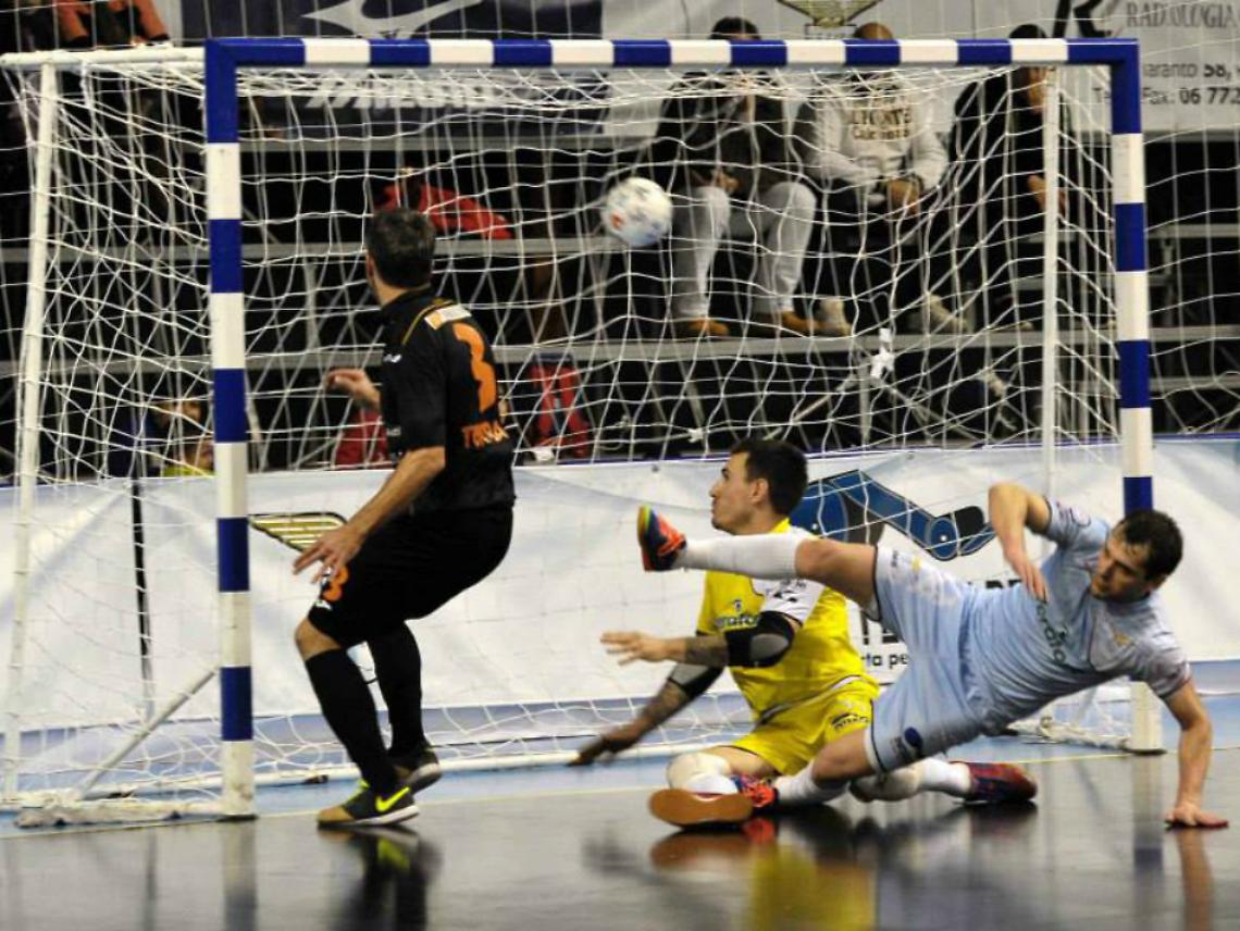 Torras re di Roma, Orange in vetta