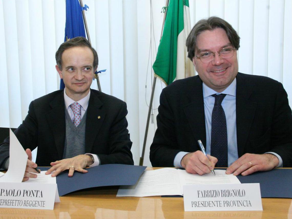 I migranti lavorano gratis<br/>per i comuni che li ospitano