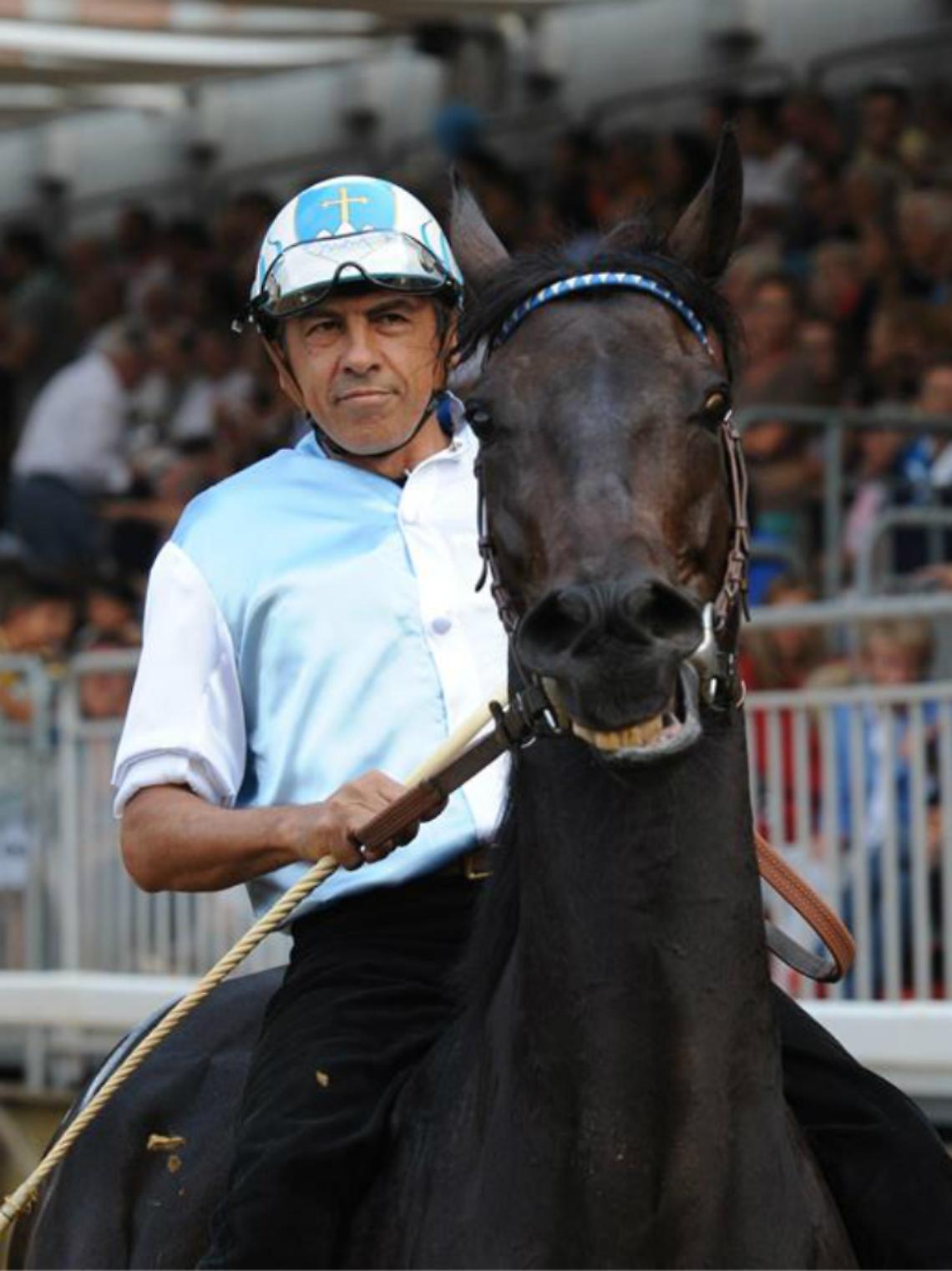 Palio, Martin Ballestreros<br/>torna a correre per Santa Maria Nuova