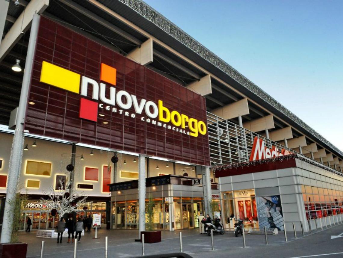 18enne tenta furto di vestiti all'Ovs