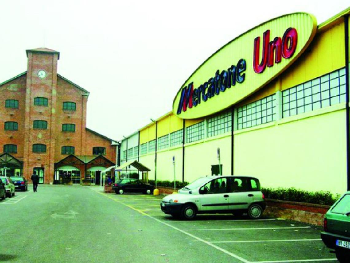 Trovati due possibili acquirenti<br/>per la Mercatone Uno