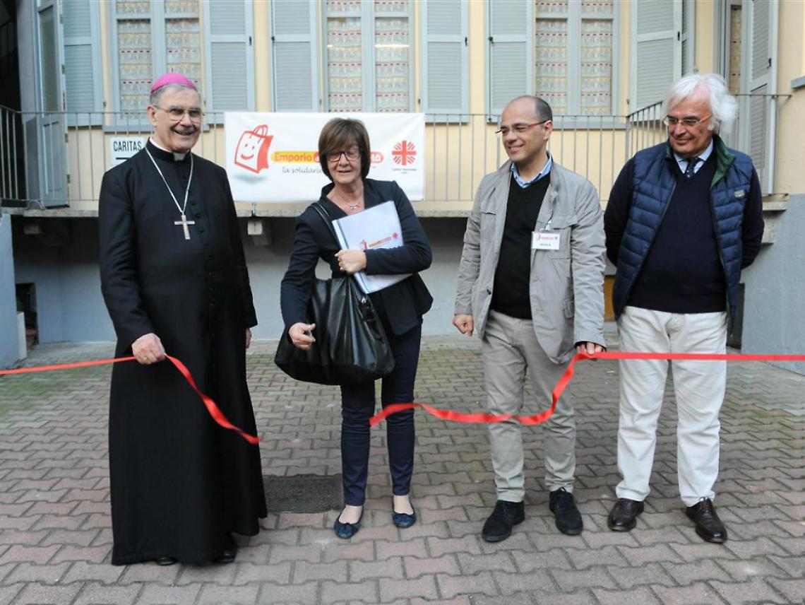 Caritas, apre il market<br/>per le famiglie in difficolt&agrave;