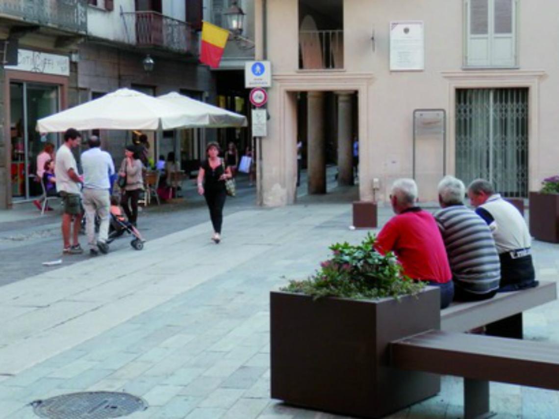 Nizza: distribuito il vademecum<br/>per il decoro cittadino