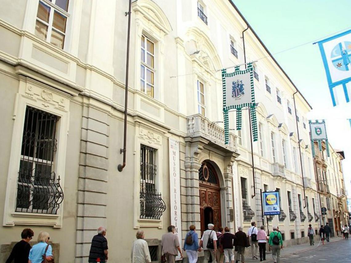 Passeggiare in centro<br/>a caccia di musei e palazzi