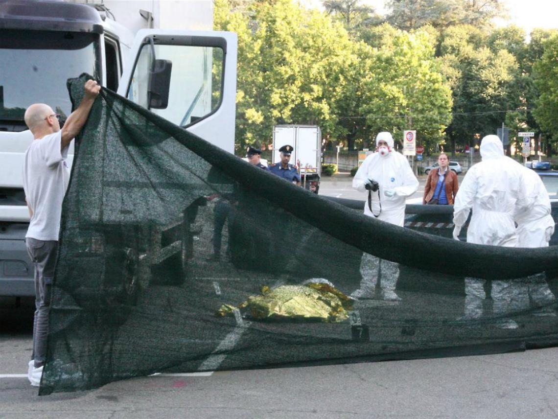 omicidio piazza del palio 01