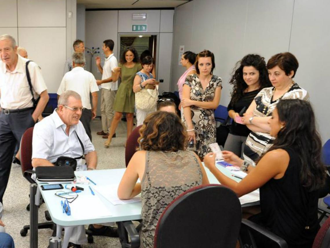 Raccolte 197 firme per fermare le false coop