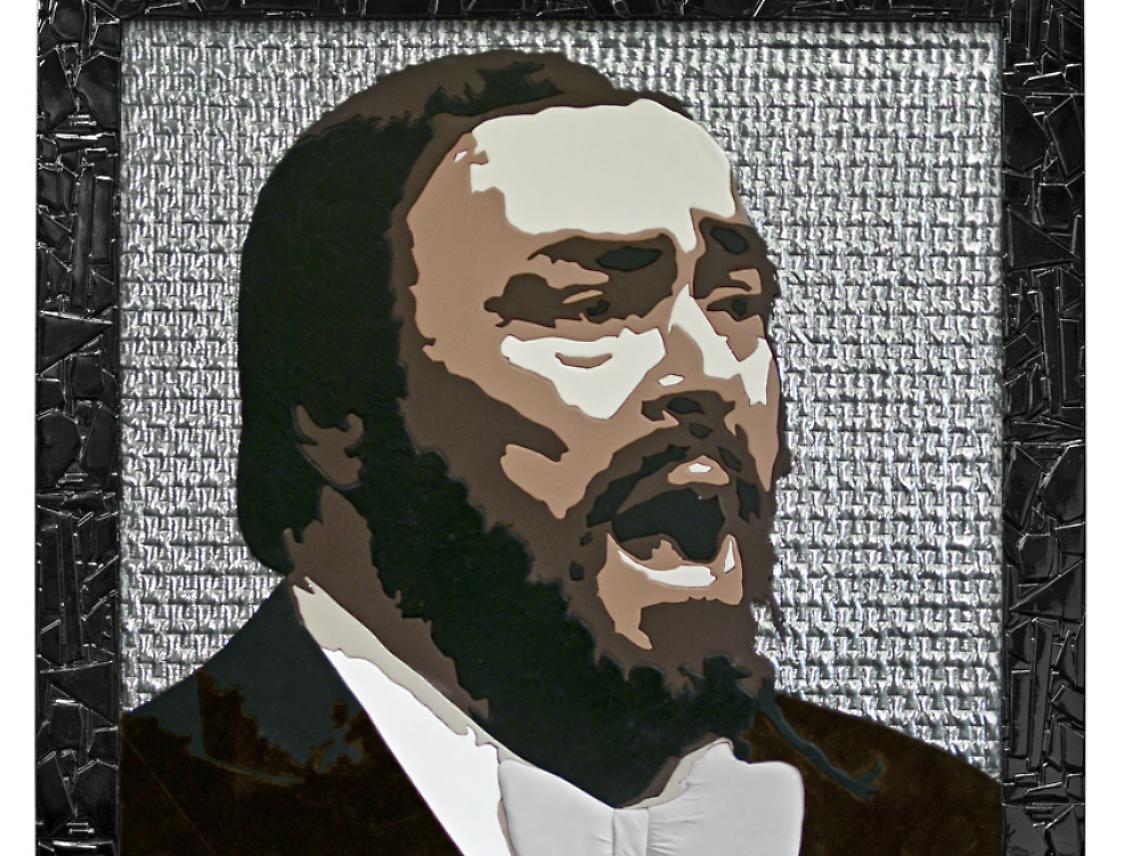 Se il tributo &egrave; in stile pop art<br/>Cos&igrave; il M&deg; Colombo ricorda Pavarotti