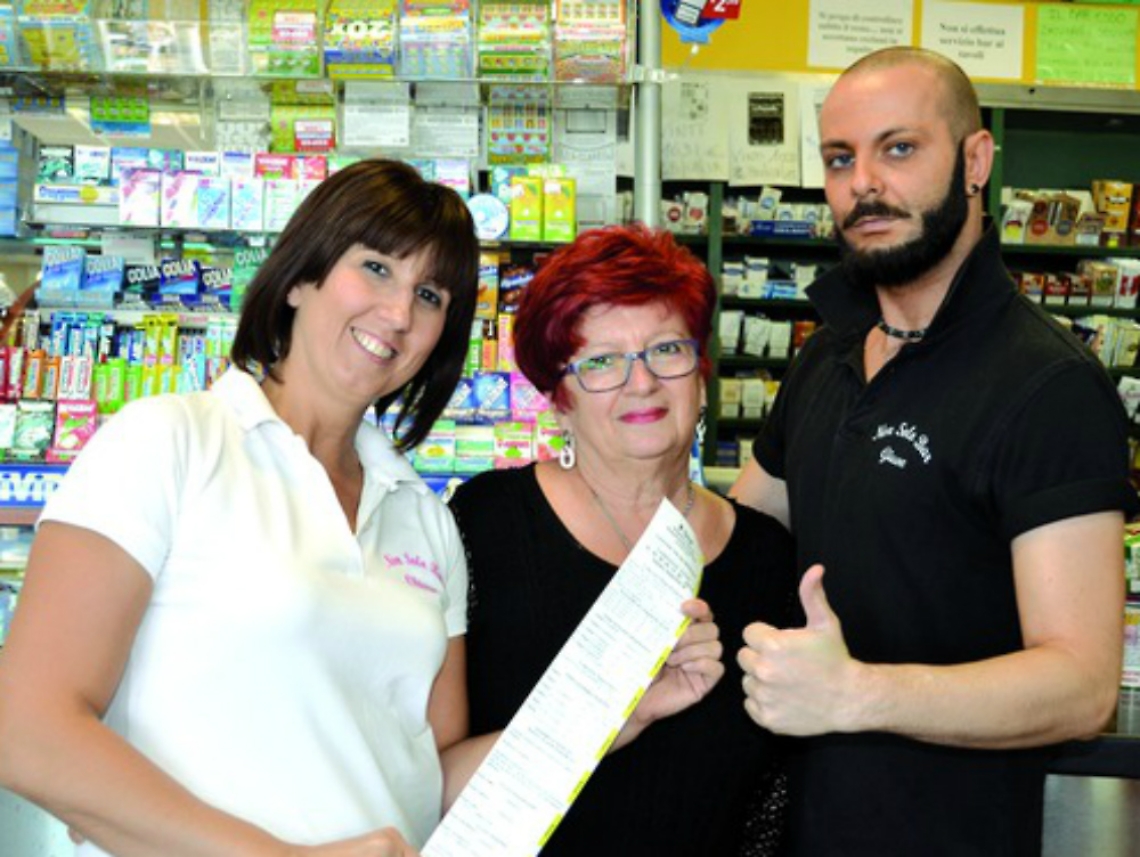 Agguanta il 5 al Superenalotto<br/>e si porta a casa 187 mila euro